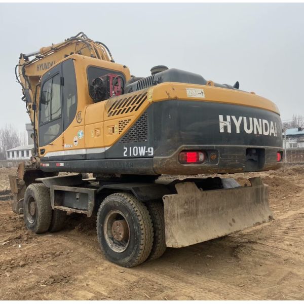 Type de roue Hyundai 210W Excavateur d'occasion 21 Tonnes Excavateur hydraulique d'occasion en stock