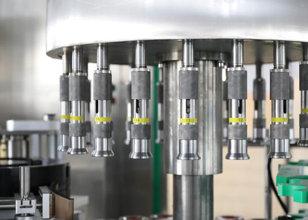 Low Noise Hot Melt Glue Square Bottle Labeling Machine For Bottling Packaging