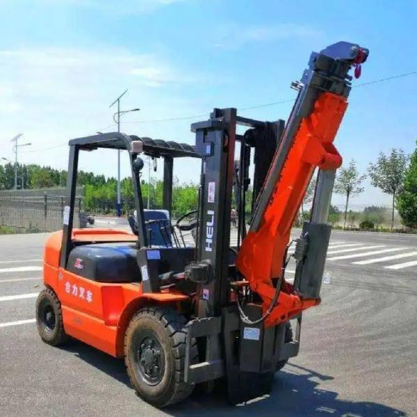 Heavy Duty 5 ton Diesel All Terrain Forklift with Lifting Tools and Telescopic Handler