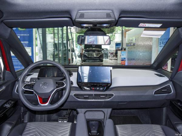 100% Electric EV Cars 160km/H Long Range Rechargeable Vehicle