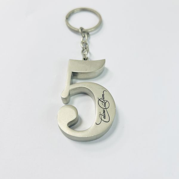 Personalized keychain Retro style metal keyrings for gifts