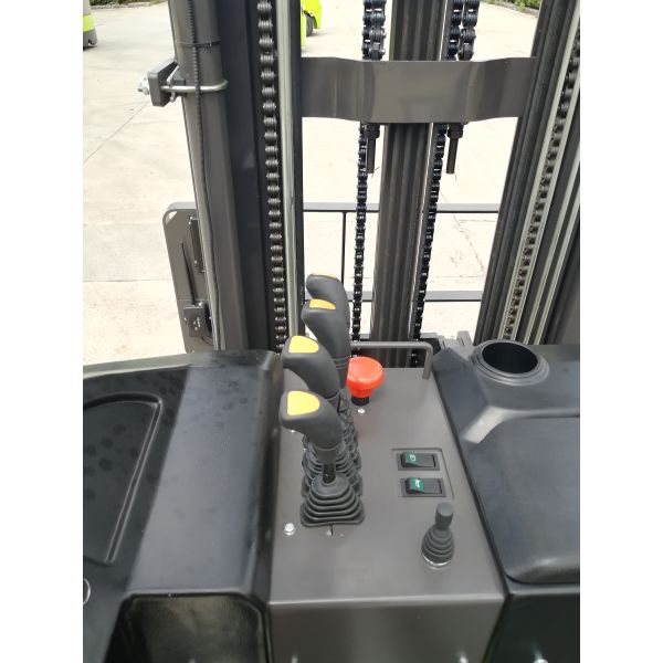 Электрический грузовик с двигателем переменного тока SNSC 1,6 тонны 2 тонны с пневматической стандартной шиной