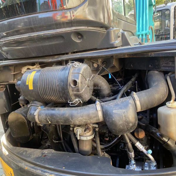 Excavateur Kobelco SK55 de 5 tonnes d'occasion avec cylindre hydraulique original en bon état