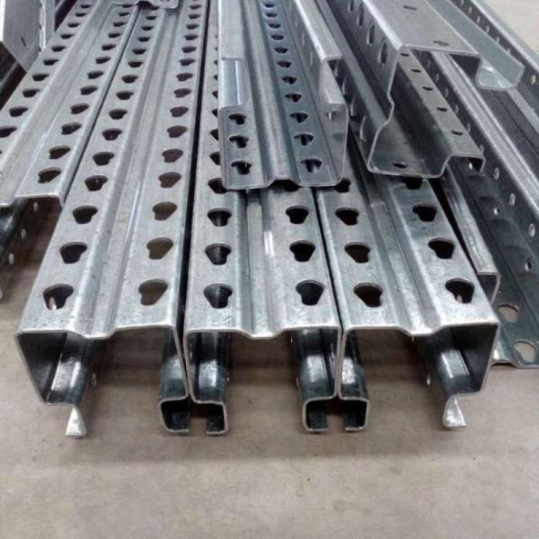 Sistema de armazenamento logístico Máquina de moldagem de rolos de rack vertical de aço galvanizado de 1,5 mm a 2,5 mm