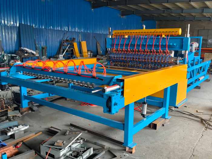 24 Pcs Electrode Mesh Size 100*100mm Reinforced Steel Bar Mesh Welding Machine
