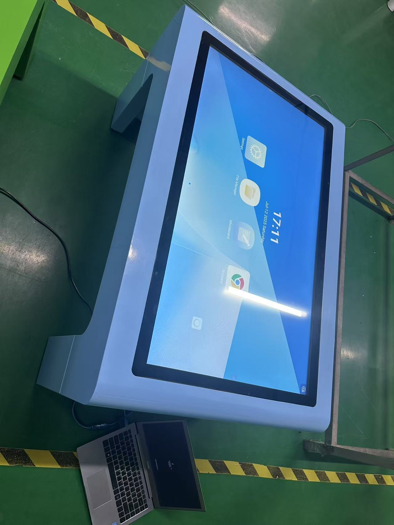 Android Win PC Smart 55 Inch Touch Table PCAP IR 20 Points For Game Center Office Coffee
