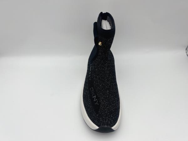 Ladies Black High Top Slip Resistant Work Shoes Soft Knit Fabric With Folded