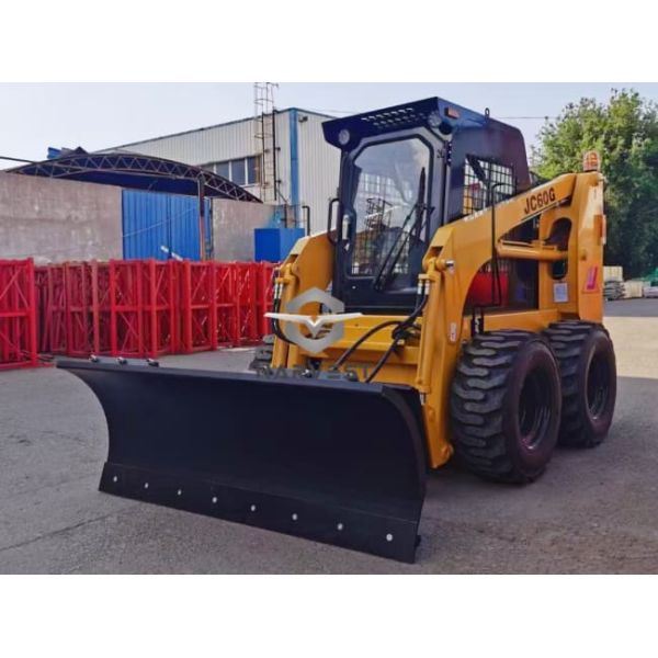 Mini cargador de dirección de patinaje con varios accesorios para la venta