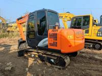 Excavateur Hitachi ZX60 à combustible utilisé pour réduire les coûts et l'impact environnemental