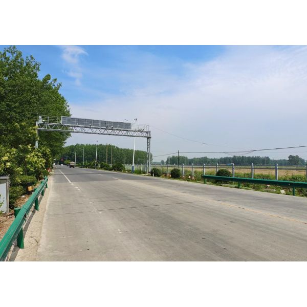 多適用ハイウェーの環境のためのトラックの積み過ぎの管理システム