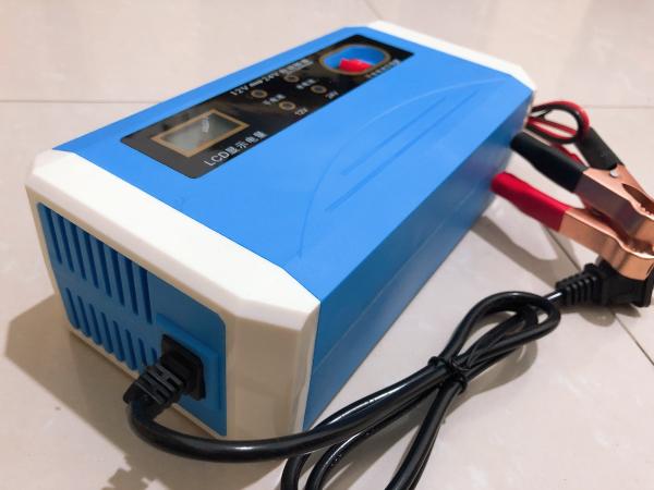 12V 24V 10A Intelligent Car Battery Charger AGM Lead Acid Gel