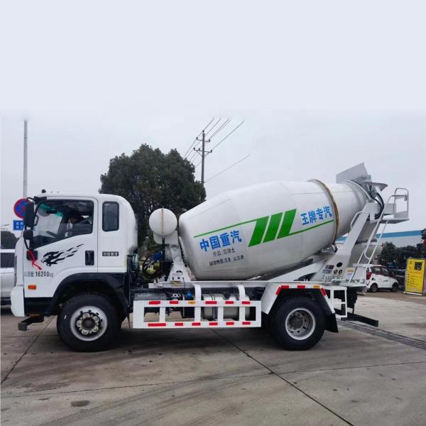 Sinotruk 5000-6000 Liters  Mixing Truck      Cement Mixer Truck