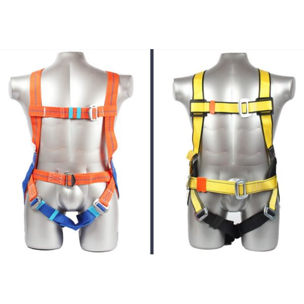 Ремни безопасности конструкции и полный крюк лесов тела