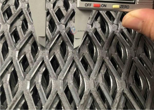 Steel Expanded Metal Sheet Flattened / 0.5-8mm Expanded Metal Diamond Mesh