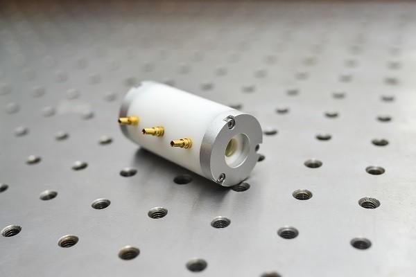 Wave Front Distortion DKDP Pockels Cell Low Capacitance With Compact Size