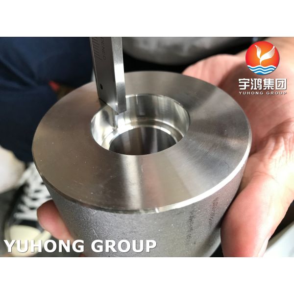ASTM A182 F304 F304L Stainless Steel Socket Weld Full Coupling High Pressure Fittings B16.11