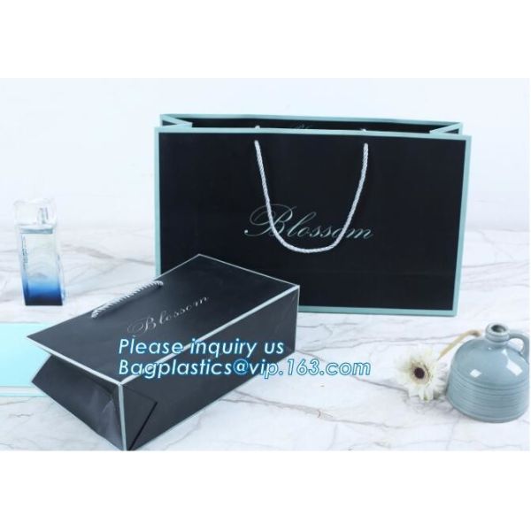 luxury elegent chocolate paper packaging bags,handle white color printed paper packaging bag with logo bagease package