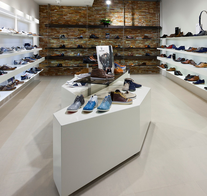 Brand Store Wall Hanging Shoe Rack , White Paint Durable Retail Shoe Displays