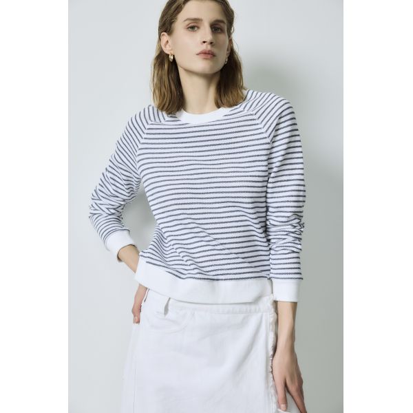 22in - 27in Raglan Sweatshirt Pebbled Knit Black And White Striped Sweatshirt