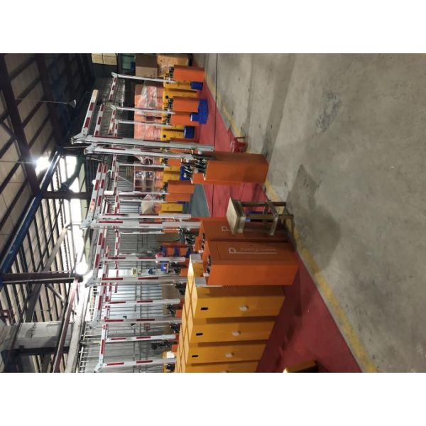 Barreras accionadas solares de la seguridad del vehículo, barreras del aparcamiento para el estacionamiento subterráneo