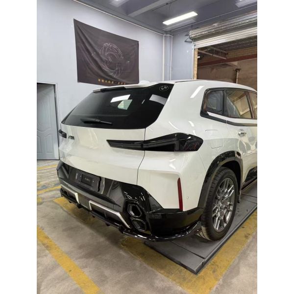 For BMW XM Carbon Fiber Body Package XM Upgrade MXD Style Carbon Fiber Front Lip Diffuser Spoiler Side Skirt