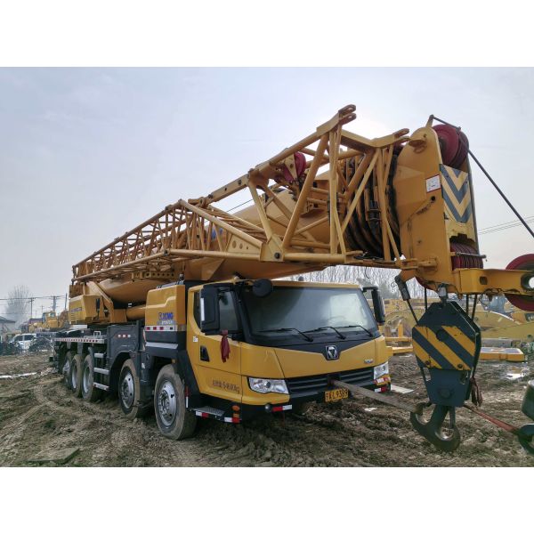 Used 2021 XCMG QY110K7C 110 Ton Truck Crane