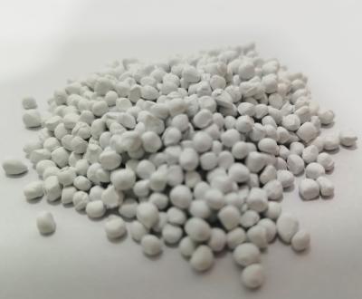 Pelotas plásticas recicladas brancas dos grupos de mestre da cor para a modelação por injeção