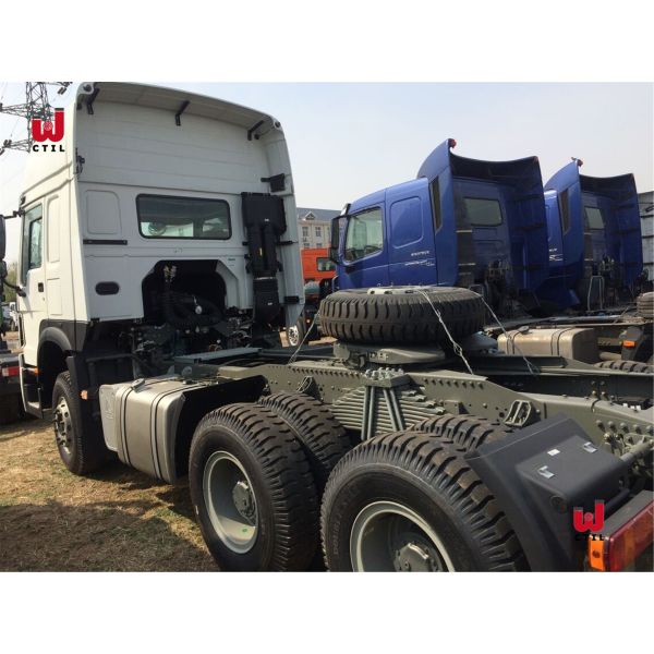 Тележка прицепа для трактора Sinotruk HOWO тяжелая Dury 351-450HP 30-50Ton 6X4