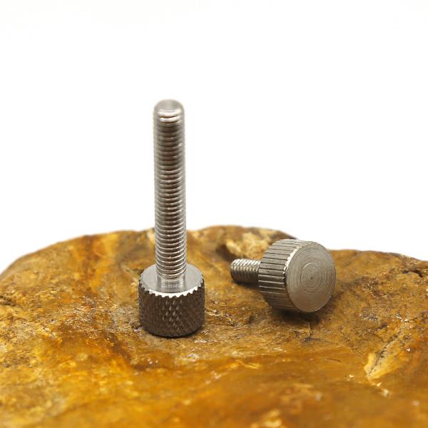 Steel Hand-Tighten Screws