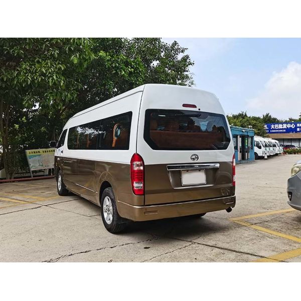 Микроавтобус с ручной коробкой передач, подержанный 18-местный фургон.