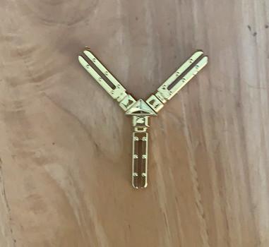 China glass fittings UV proof Plastic Golden Flower for georgian bar
