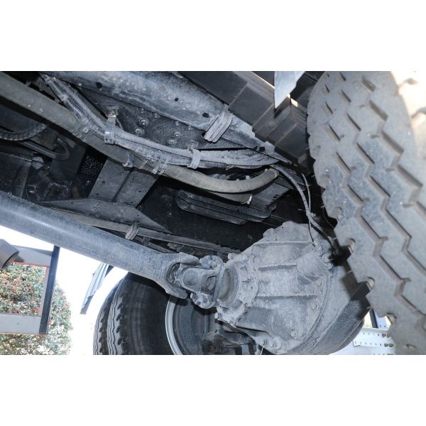 Qingdao Jiefang Dump Truck Tiger 6G 200 CV Diesel de 10 velocidades con una fila y media de cabina 4x2 4m