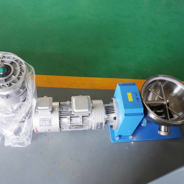 CE High Precision Long Life Plastic Extruder Vacuum Pump With Low Energy Consumption