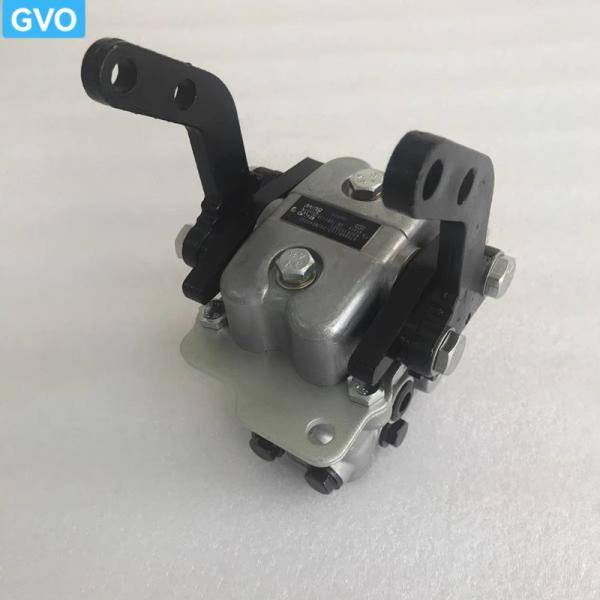 702-16-04250 7021604250 Excavator Parts Walking Foot Valve Pedal Assembly For PC120-6 PC200-6 PC210 PC240-8 PC360-6 PC360-7 PC360-8