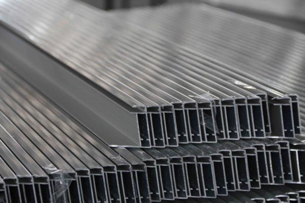 ISO9001 Approved Extruded Aluminium Profiles Solar Panel Frame Silver Black