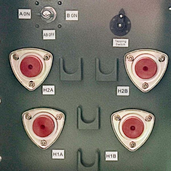 Transformateur à plateau montré à une seule phase de 15kva 200Hz 2400V alimentation en boucle CSA ANSI IEEE Transformateur de distribution rempli de liquide standard
