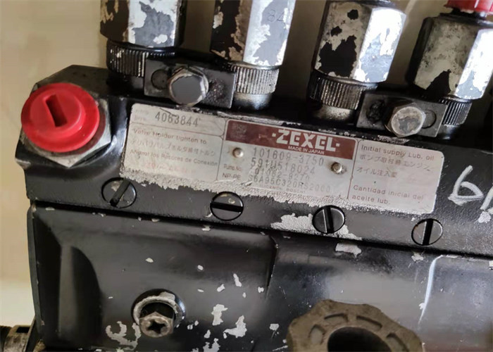 Подержанный дизельный впрыскивающий насос 6D102-7 для экскаватора PC200-7 101062-9310 101609-3760