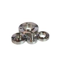 O ruído inoxidável Pn16 304 Cl600 aumentou a flange do pescoço da solda da cara para o gás de óleo industrial