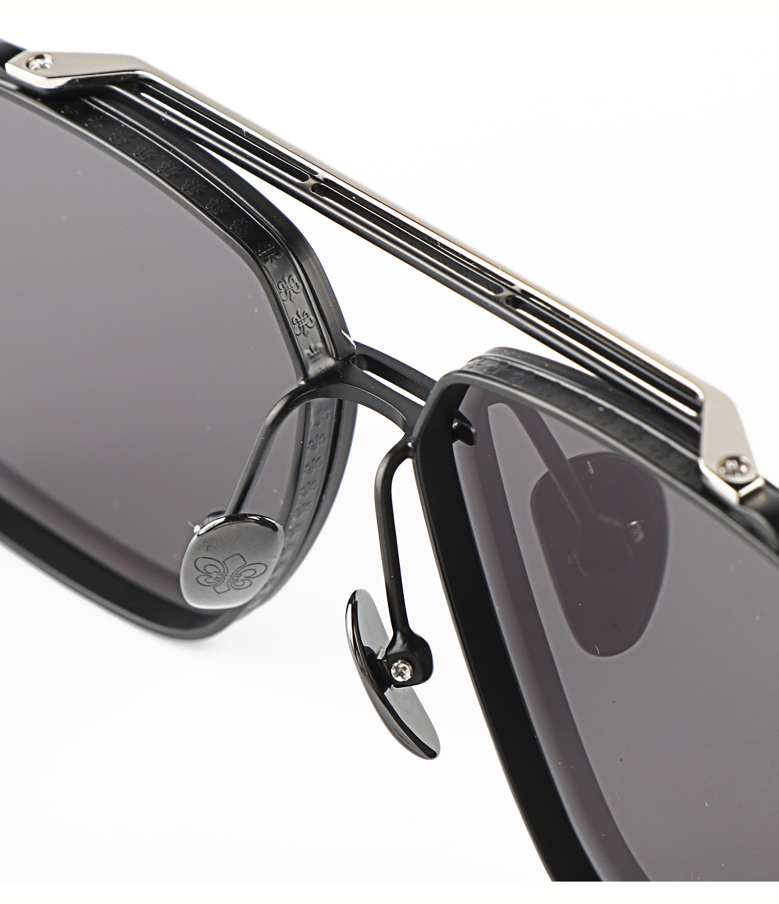 China Wholesaler 2025  New Oversized Special Uv protection Women Men pilot Designer Premium Parties Eyewear Side logo Sunglasses