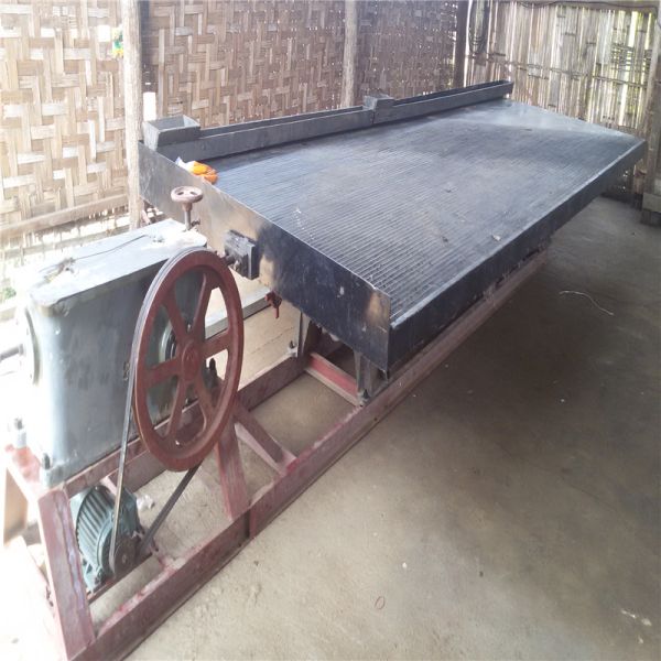 JXS 6-S Fiberglass Shaking Table with 1-1.8tph Capacity and 93% Recovery Rate for Gold Mining Gravity Separation