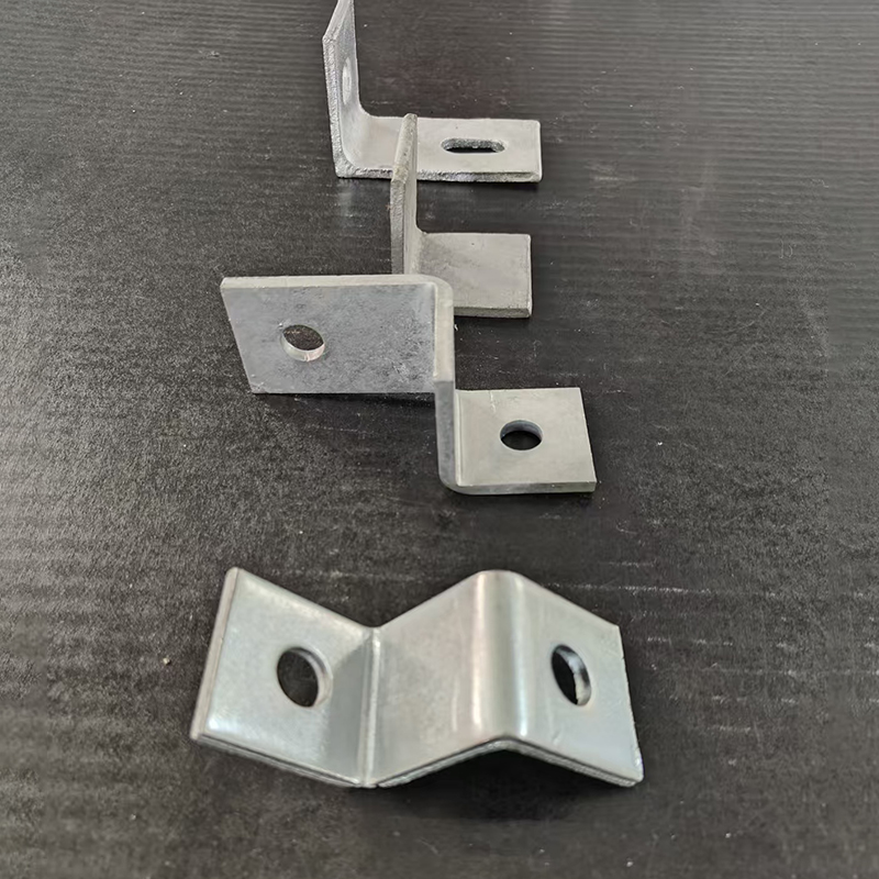 Slotted Hole Strut Channel Angle Bracket Galvanized Right Angle Connector PV Support Fitting