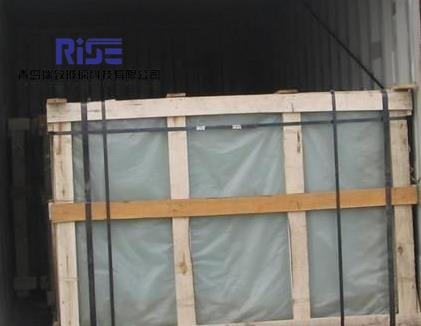 Сгибаемое закаленное ламинированное стекло безопасности для транспортных средств