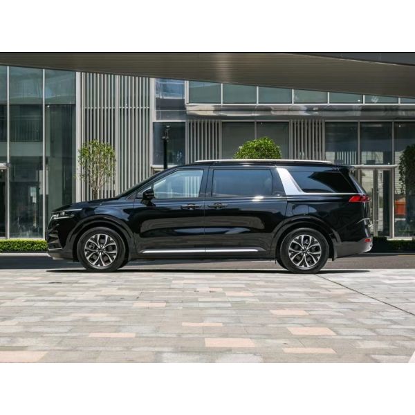 АВТОМОБИЛИ MVP масленицы KIA 5 автомобилей Kia газопровода мест двери 7 использовали и новый MVP