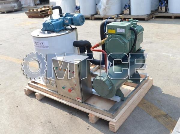 1000kg Capacity Flake Ice Maker Machine Stainless Steel 316 18HP Compressor