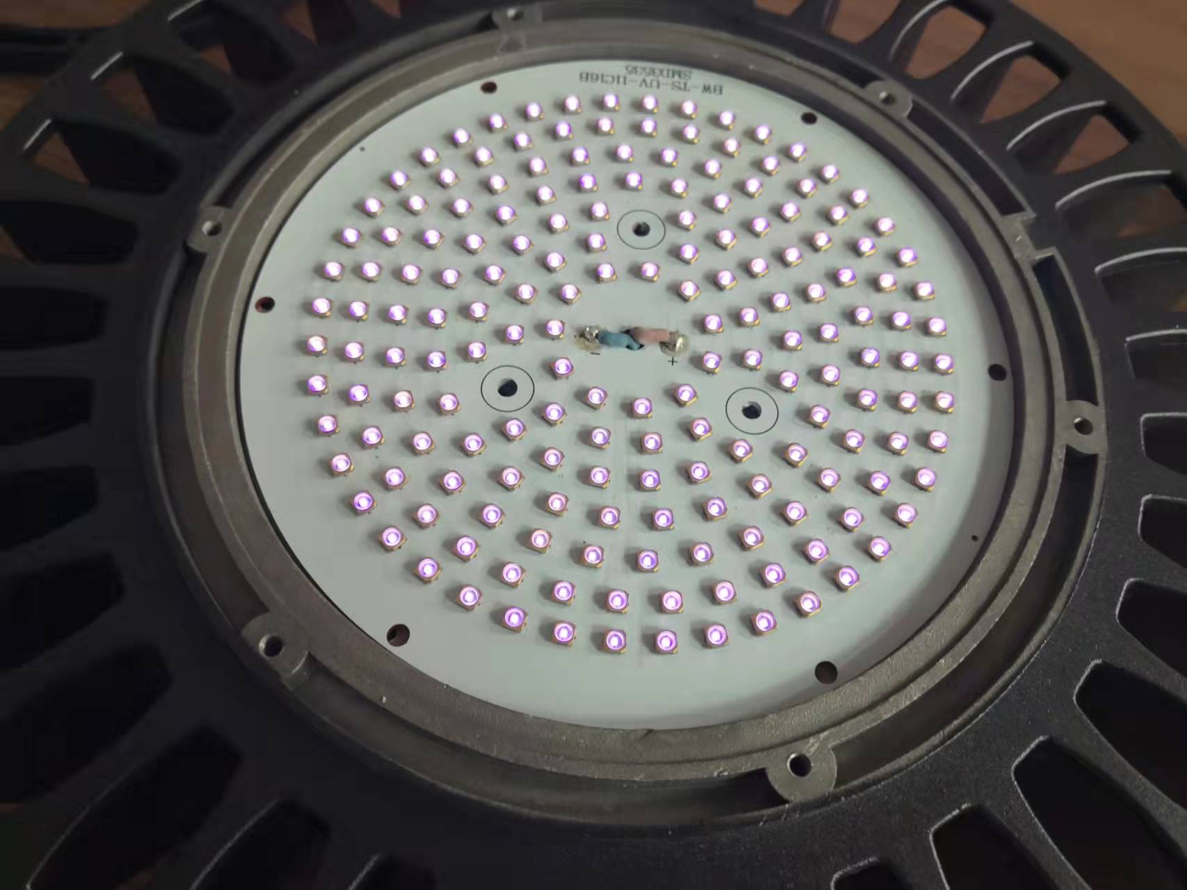 УЛЬТРАФИОЛЕТОВЫЙ ультрафиолетовый луч 50W привел свет ловушки насекомого 365nm 395nm гермицидный