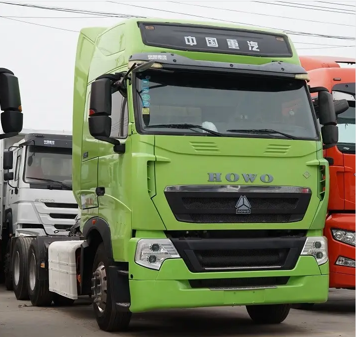 Manual Transmission 2022 2023 LNG CNG Tractor Truck in Uzbekistan Sitrak Sinotruk with Gross Vehicle Weight 20001-25000 kg