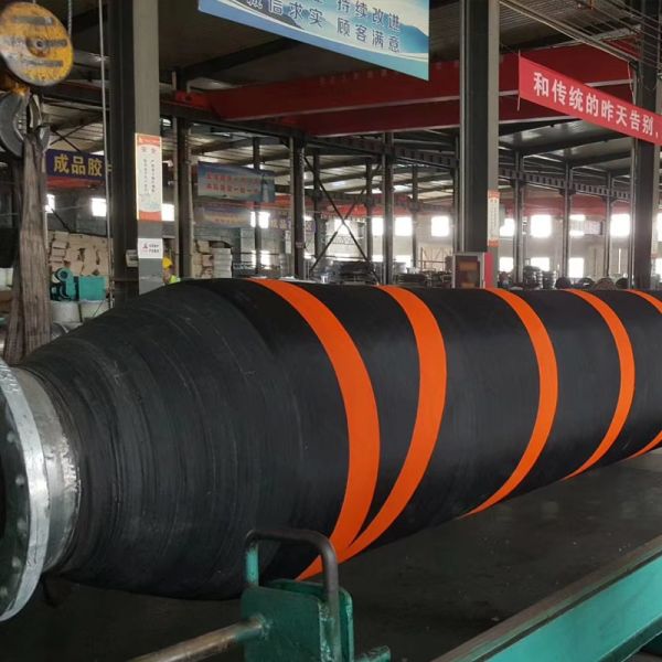 UV Resistant Floating Dredge Hose Corrosion Proof For Marine Dredging