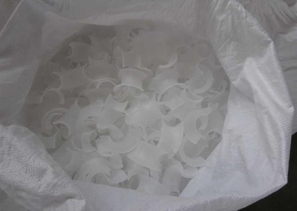 Slow Chemical Reaction Plastic Tower Packing For Stripping Services,  Plastic Saddle Rings