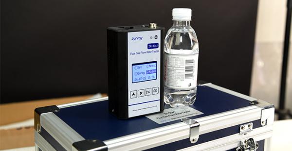 ZR-3061 スモッグガス流量測定器 手持ちの携帯機器