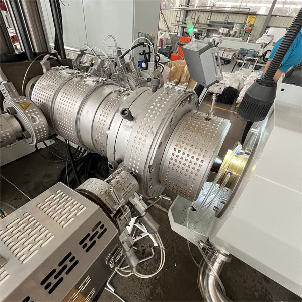 Water Gas Pipe Extrusion Machine Plastic Extrusion Machinery Pe Pipe Production Line